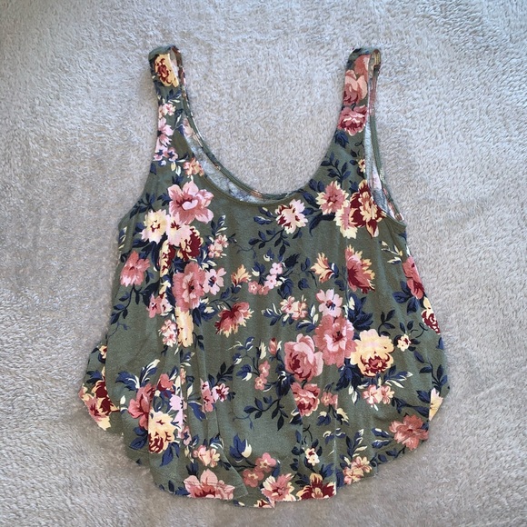 AEO soft and sexy swing tank - Picture 1 of 2